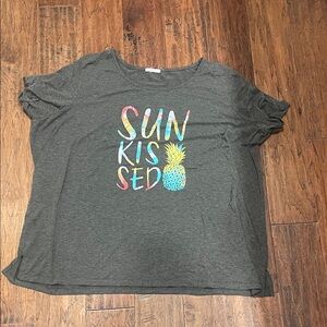 Maurice’s Sun-kissed Graphic Tee
